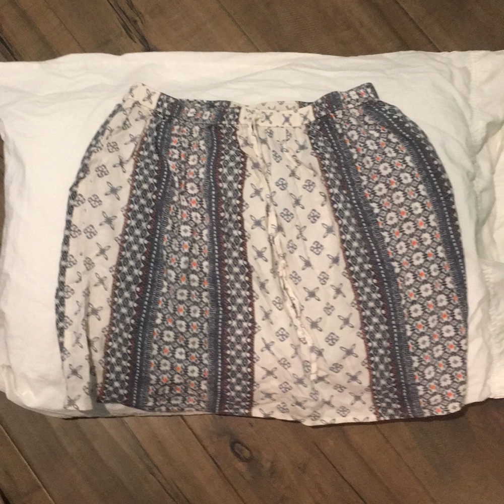 Hollister patterned skirt